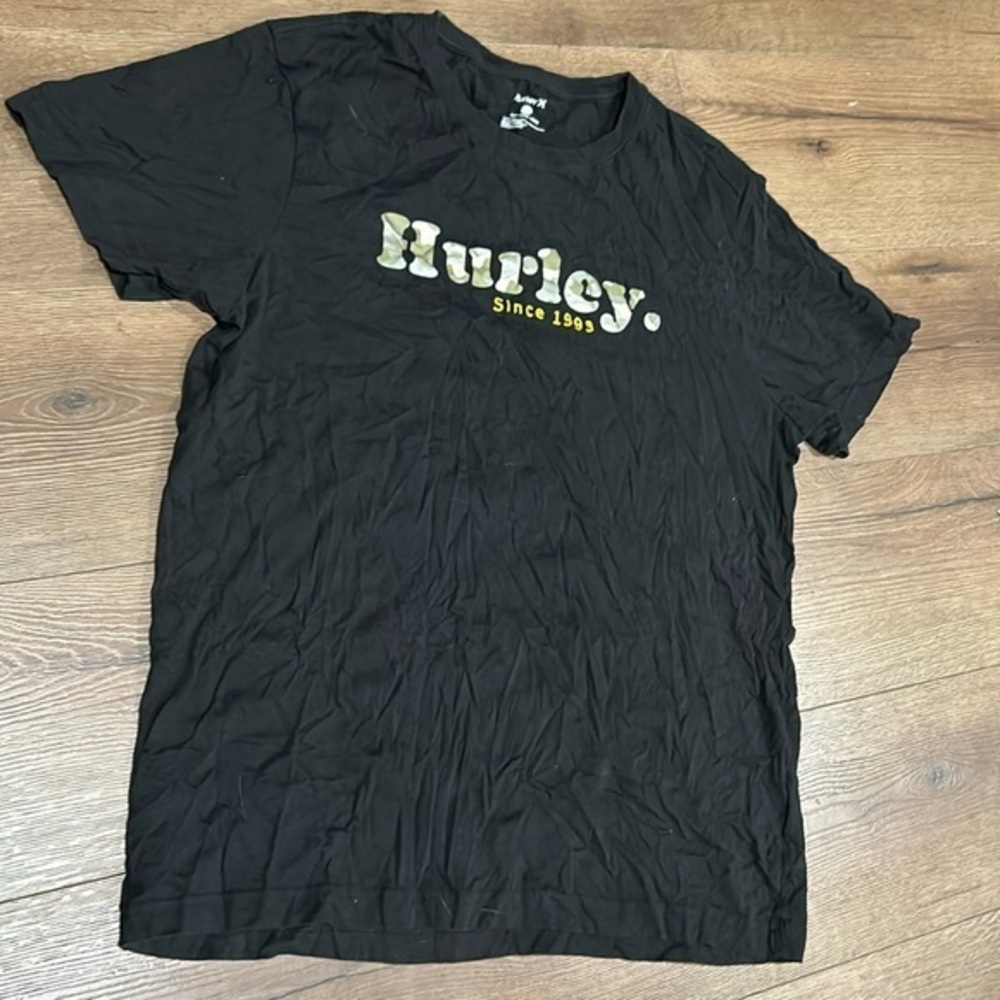 Hurley Shirt ! Large